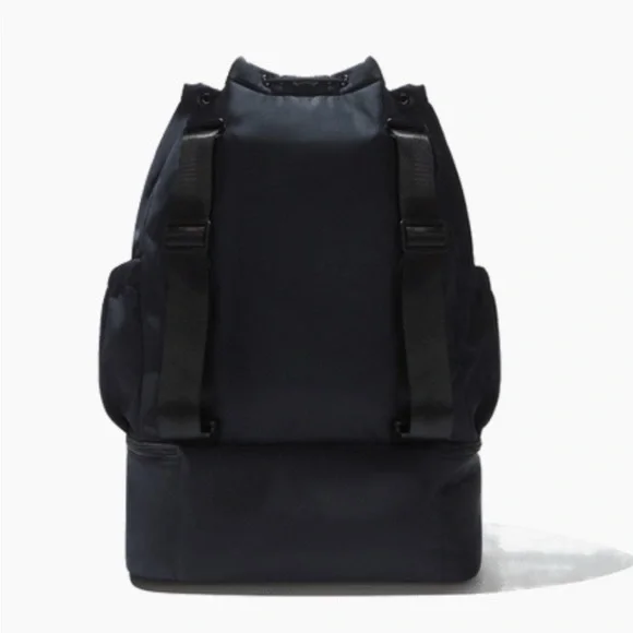 Beyond Yoga Black Convertible Backpack Tote Bag - Picture 4 of 9